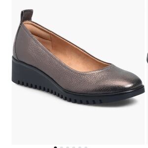 New EuroSoft Wedge Pump-NWT-Size 9.5